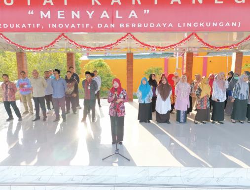 MAN 2 Kukar Gelar Apel Pembukaan Lomba Peringatan HUT ke-81 RI